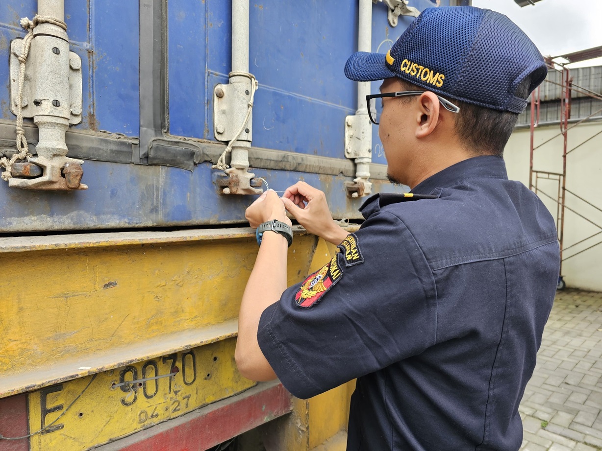 Tembus Pasar Amerika Serikat : PT BRA 3 Kalasan ekspor 39 ribu Potong Pakaian Dalam Wanita. 