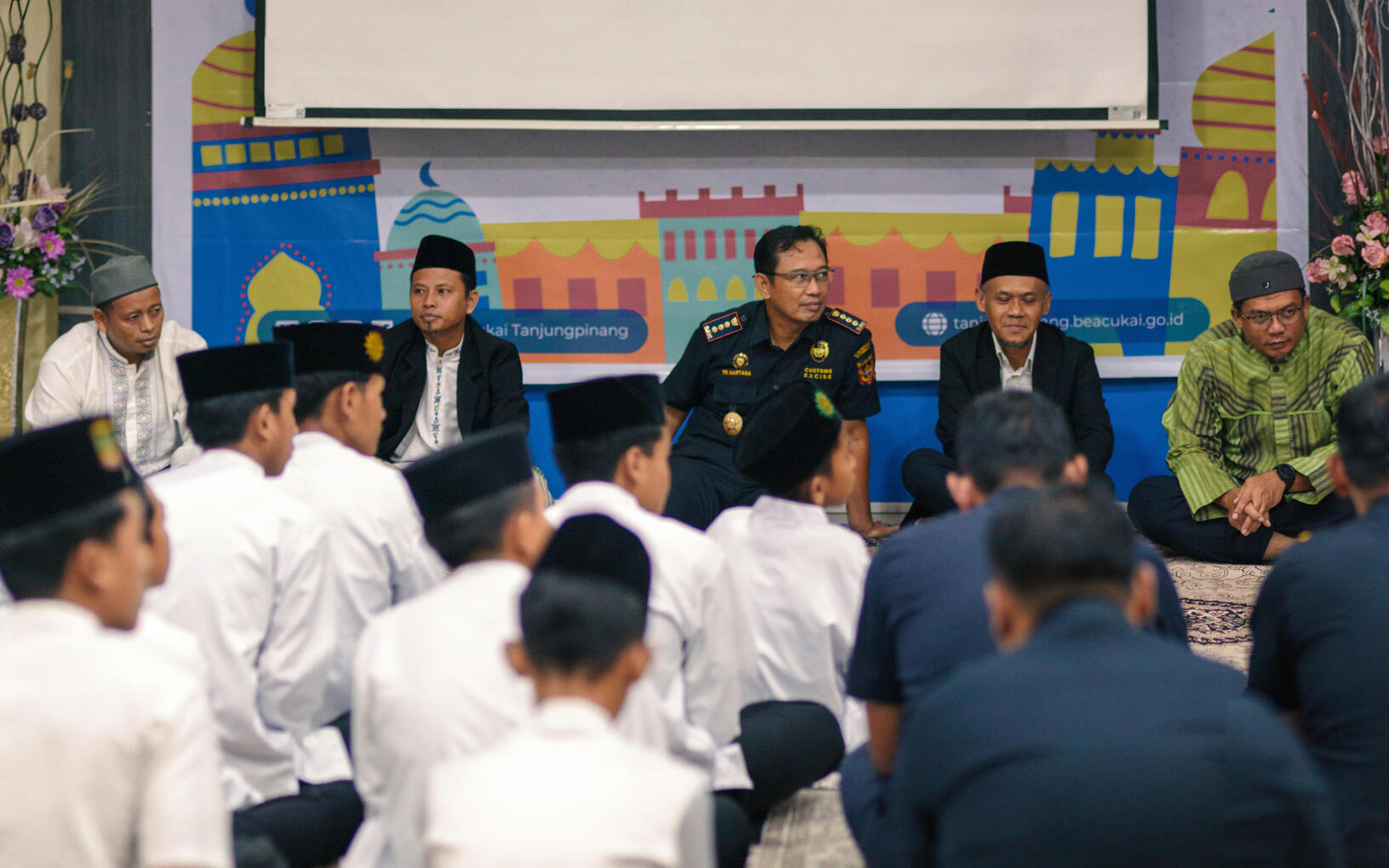 Kajian Muslim, Buka Bersama dan Santunan Anak Yatim Piatu