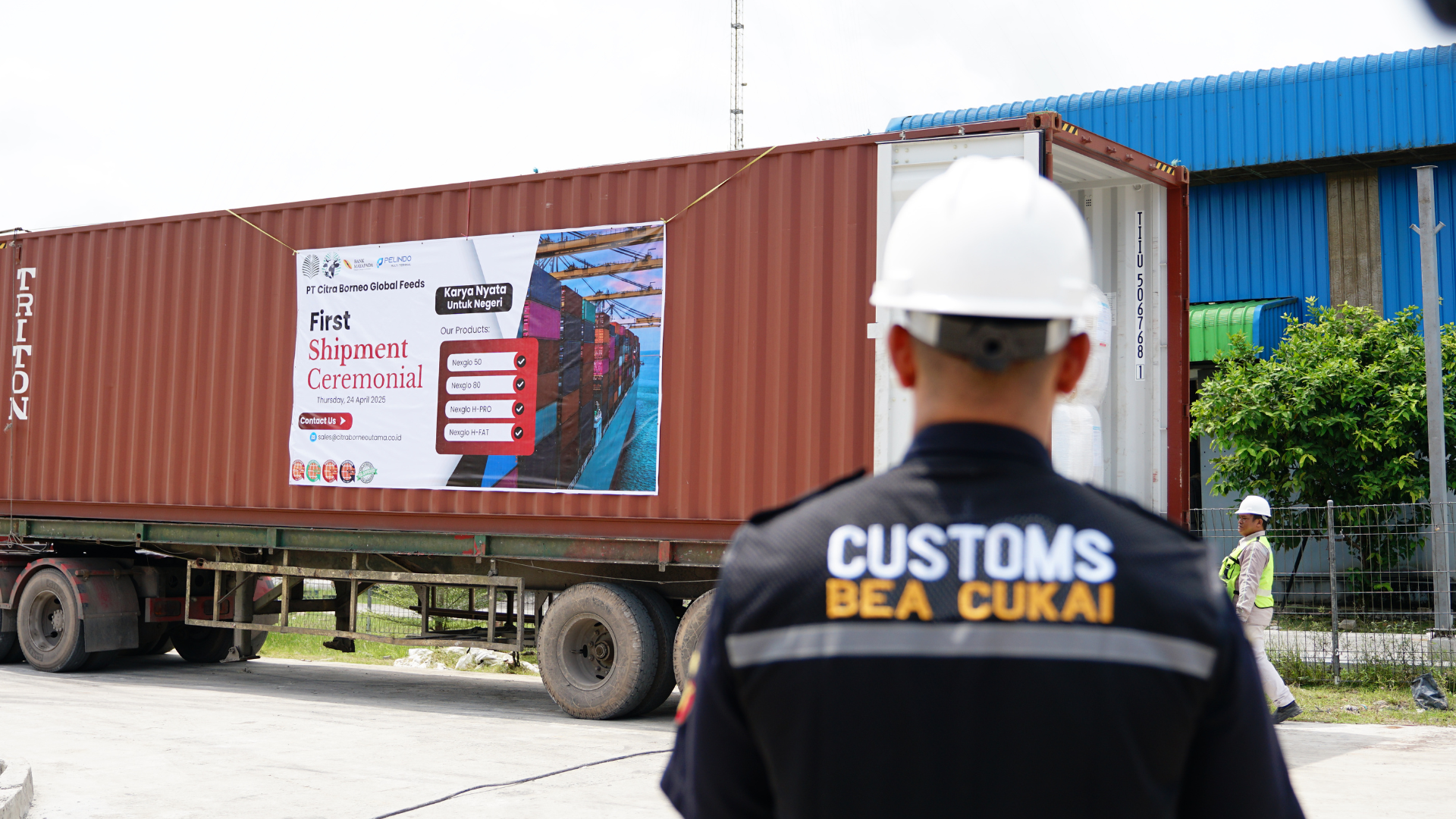 Bea Cukai Pangkalan Bun Layani Ekspor Perdana 4 Kontainer Suplemen Ternak ke Belanda