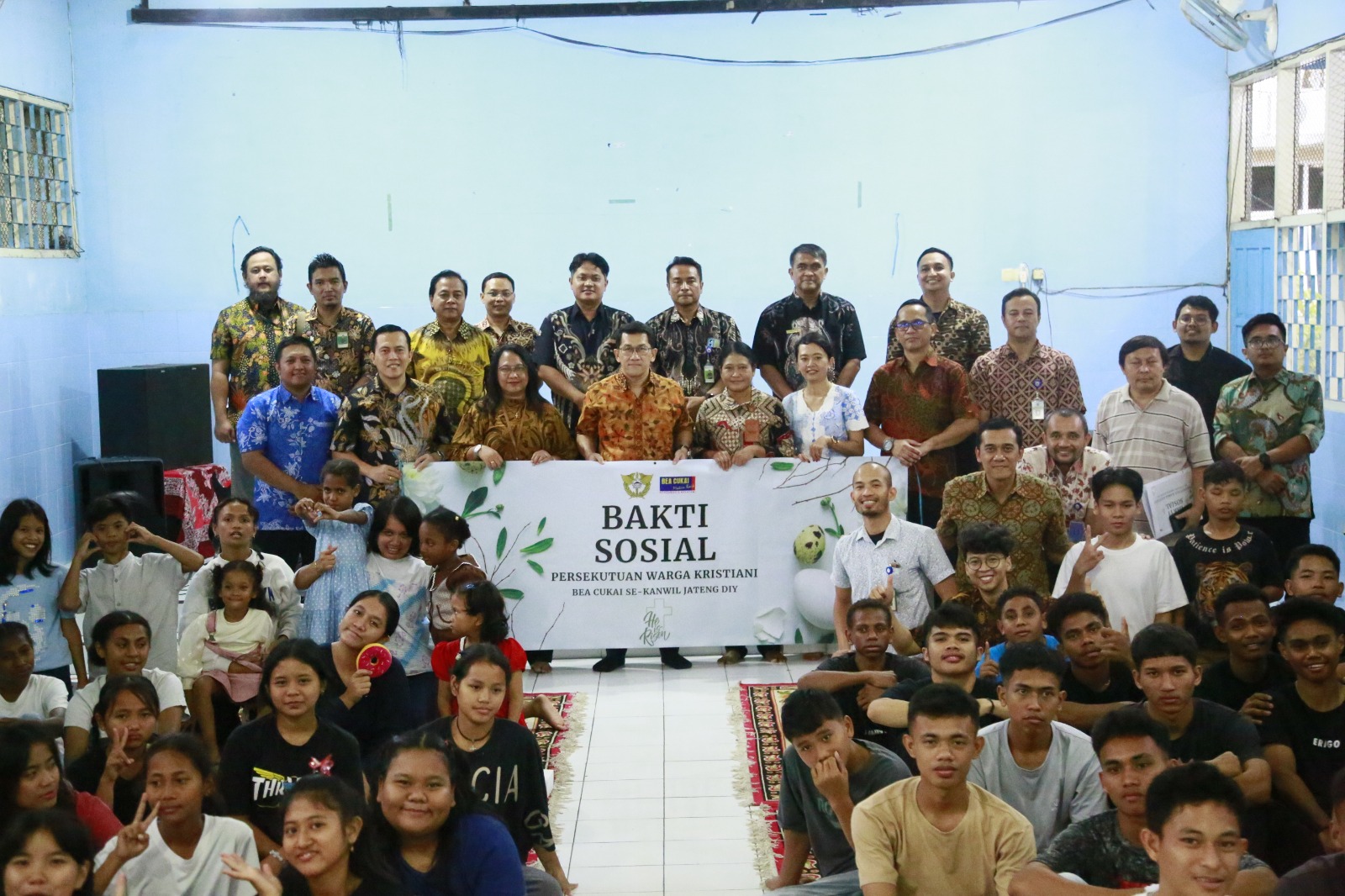 Berbagi Kasih di Momen Paskah, PWK Jateng DIY Wujudkan Kepedulian Sosial