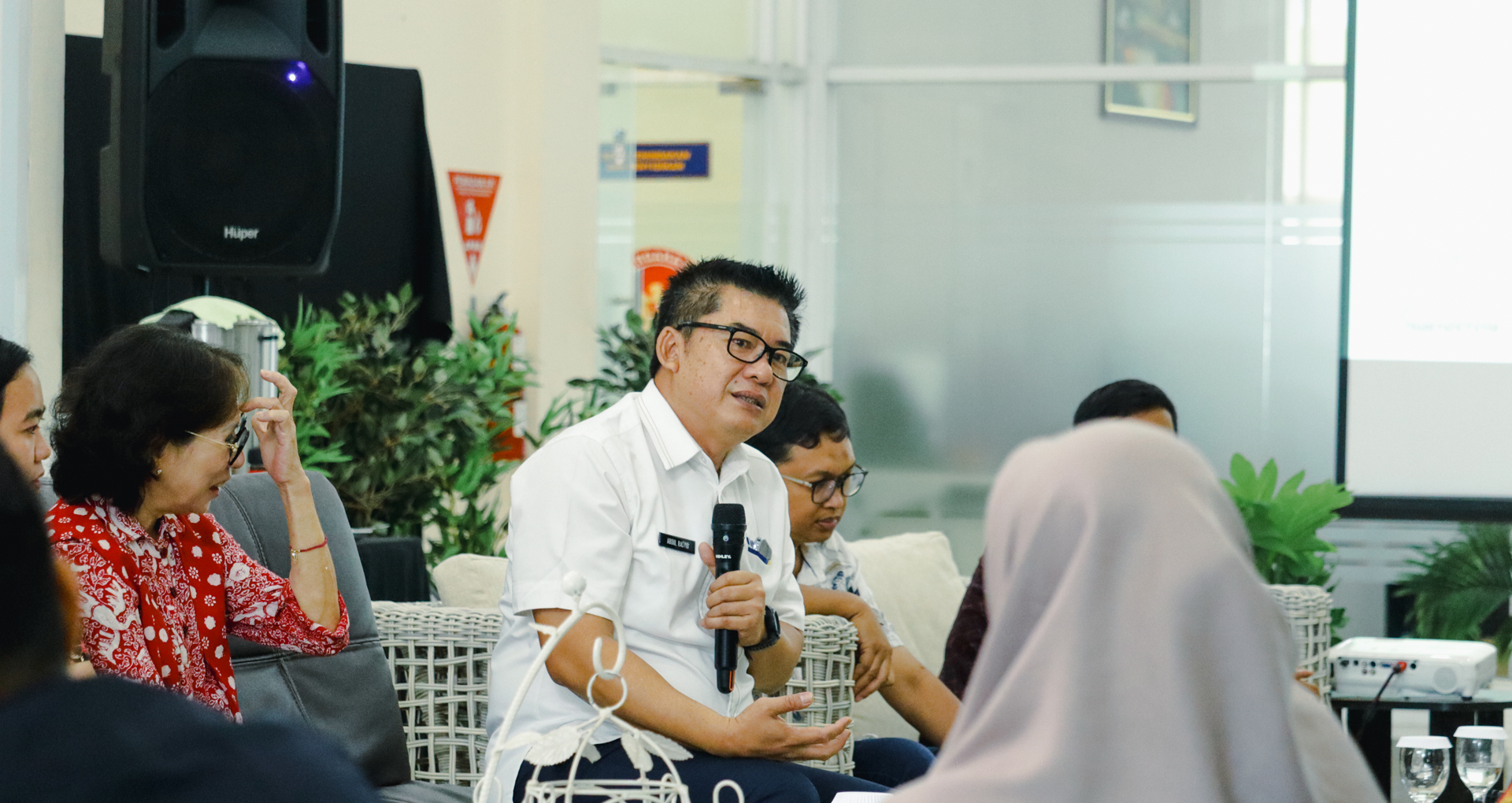 Perkuat Sinergi, Bea Cukai Cirebon Gelar Dialog Terbuka Bersama Pelaku Usaha Cukai