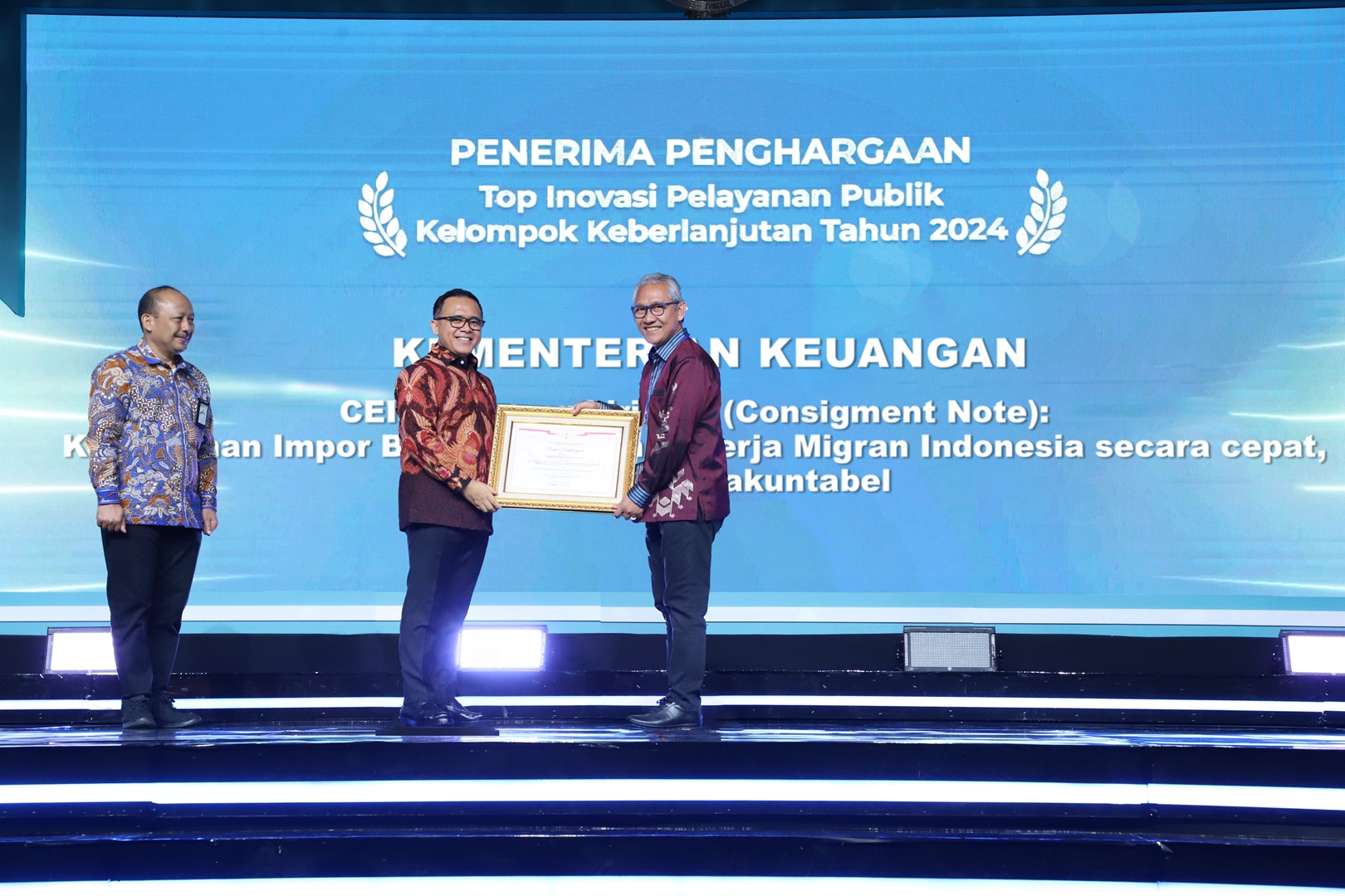 Bea Cukai Tanjung Emas Raih Penghargaan 5 Terbaik Inovasi Kelompok Berkelanjutan