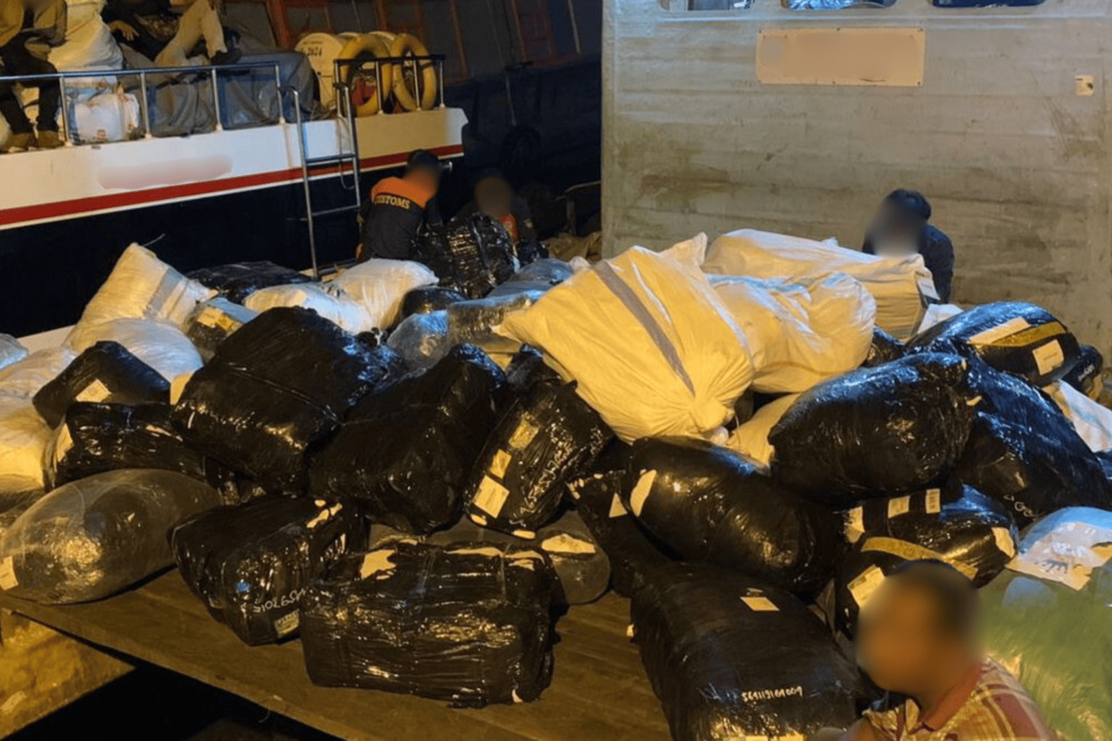 Optimalisasi Pengawasan, BC TBK Gagalkan Peredaran Barang Ilegal