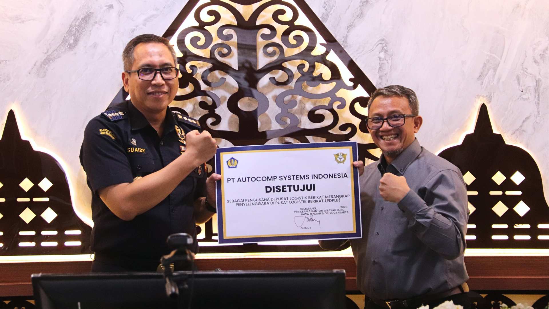 Kanwil Bea Cukai Jateng DIY Resmi Berikan Fasilitas Pusat Logistik Berikat kepada PT. Autocomp Systems Indonesia