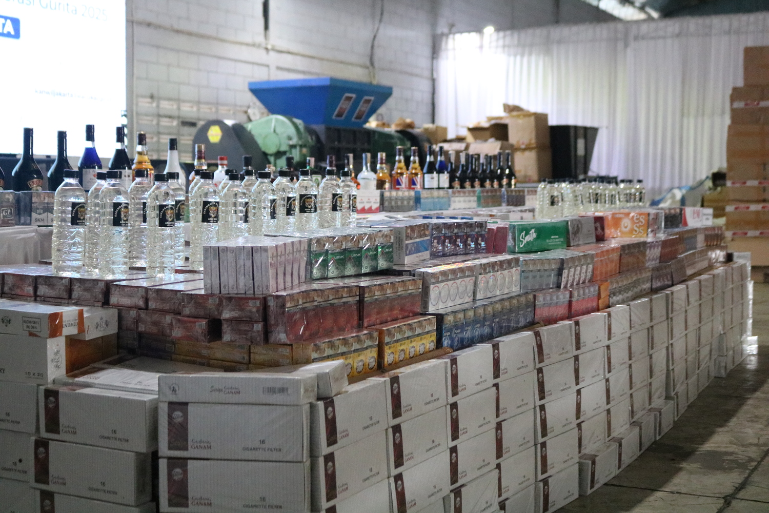 Bea Cukai Kanwil Jakarta Kembali Gelar Pemusnahan Barang Ilegal Senilai 16,7 Miliar Rupiah