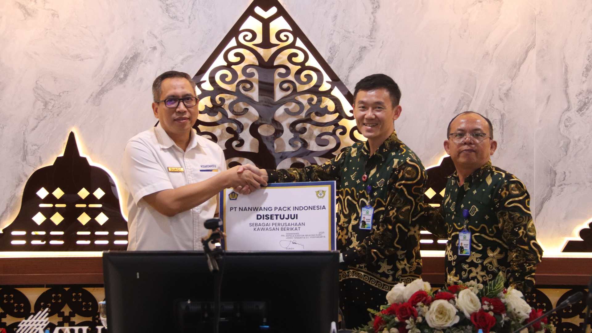 Bea Cukai Jateng DIY Resmi Berikan Fasilitas Kawasan Berikat kepada Dua Perusahaan Baru