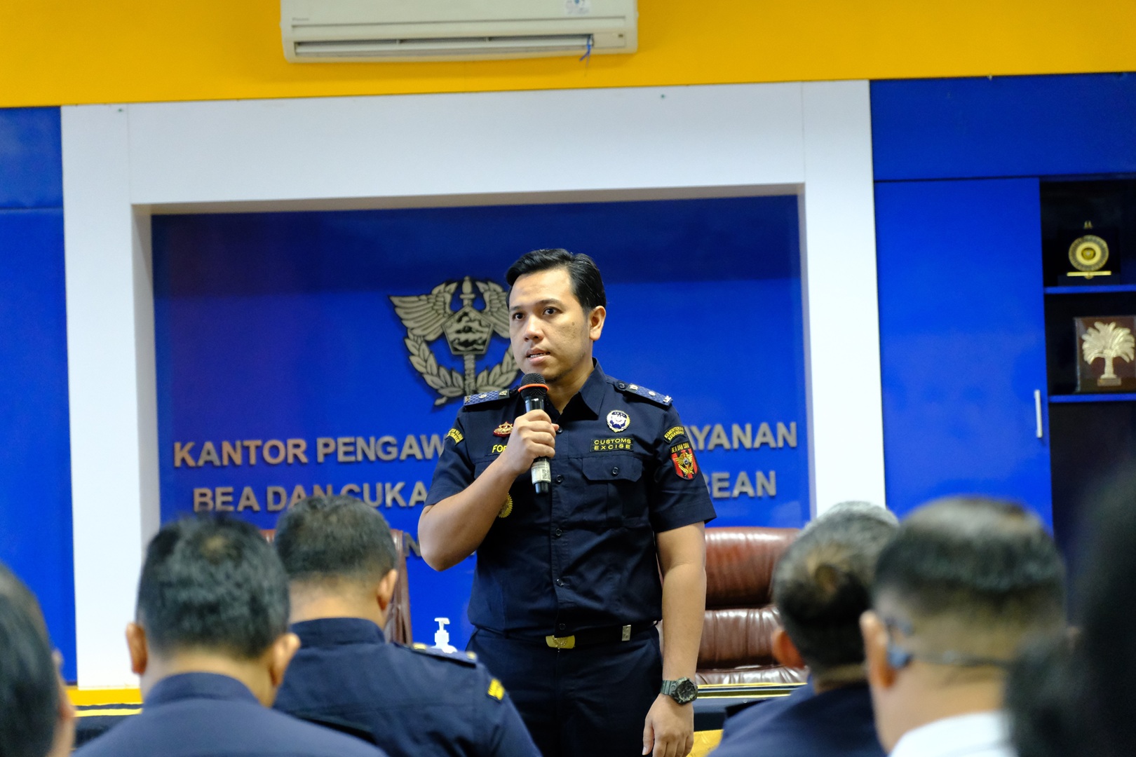 Dukung Pengawasan Efektif, Pegawai Bea Cukai Tanjung Emas Dalami Ketentuan Lartas