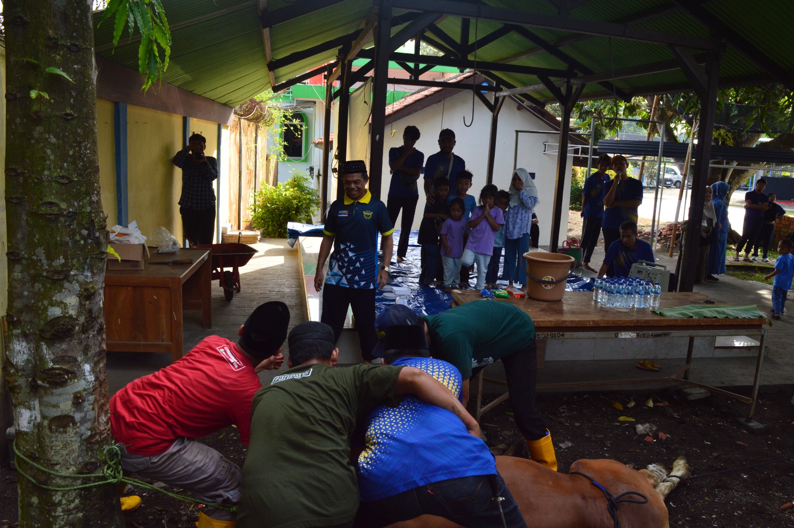 Bea Cukai Cilacap Gelar Penyembelihan Hewan Kurban dan Family Gathering Idul Adha 1446 H
