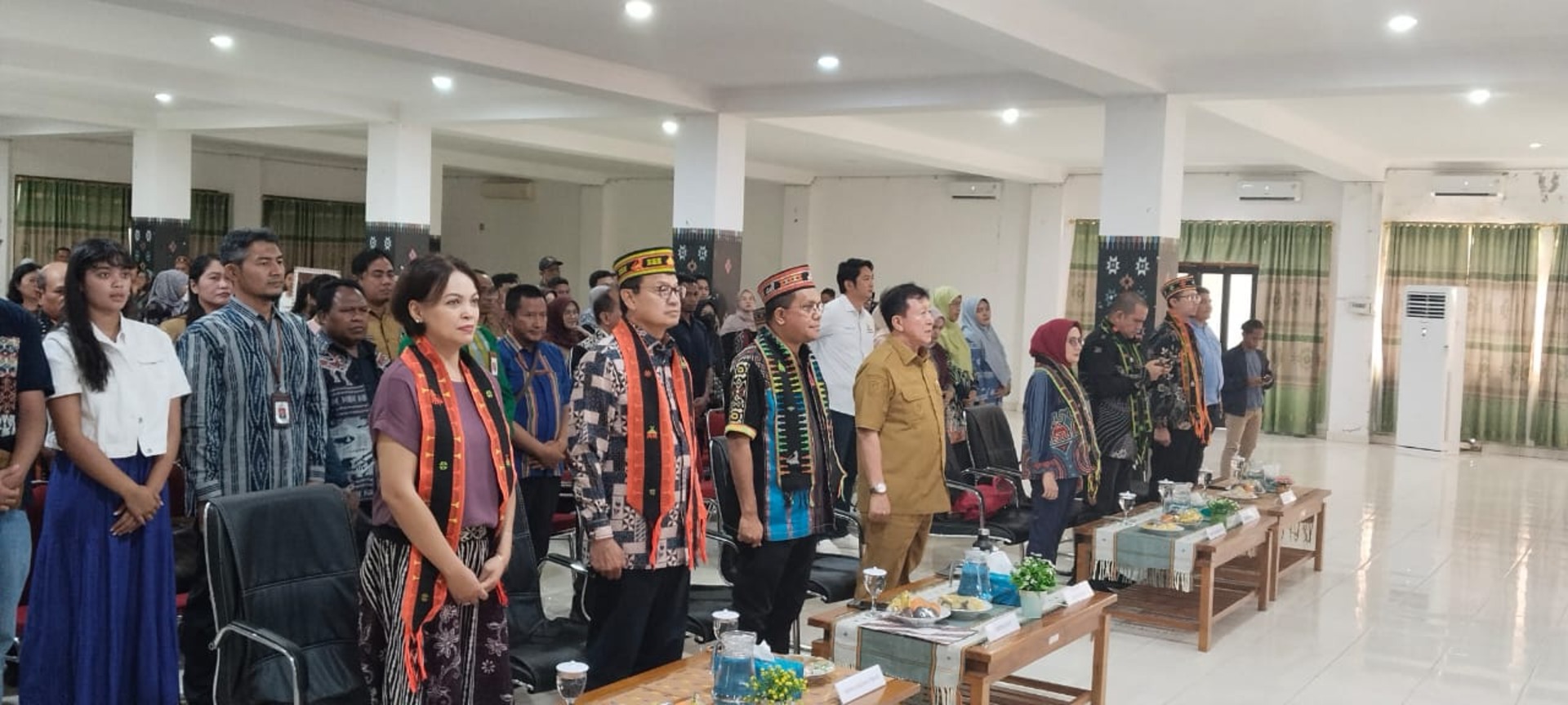 Penyerahan Sertifikat Izin Edar BPOM Bagi UMKM di Pulau Flores