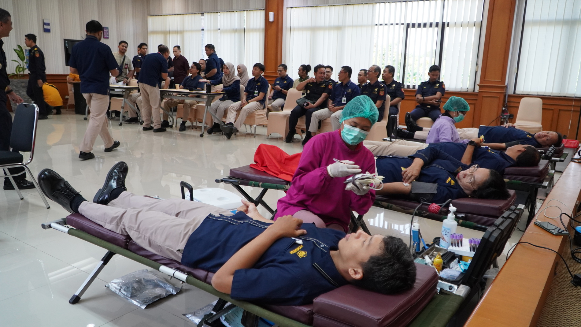 Setetes Darah, Sejuta Harapan! Aksi Donor Darah Kanwil Bea Cukai Bali Nusra