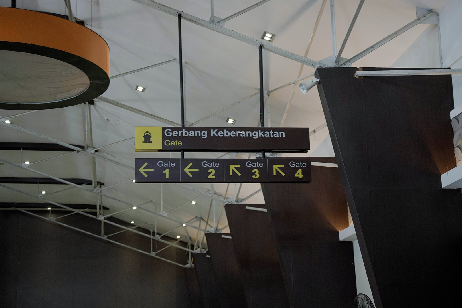 Dorong Efektivitas Pelabuhan, Bea Cukai Jateng DIY dan Tanjung Emas, Kunjungi TPKS Tanjung Emas