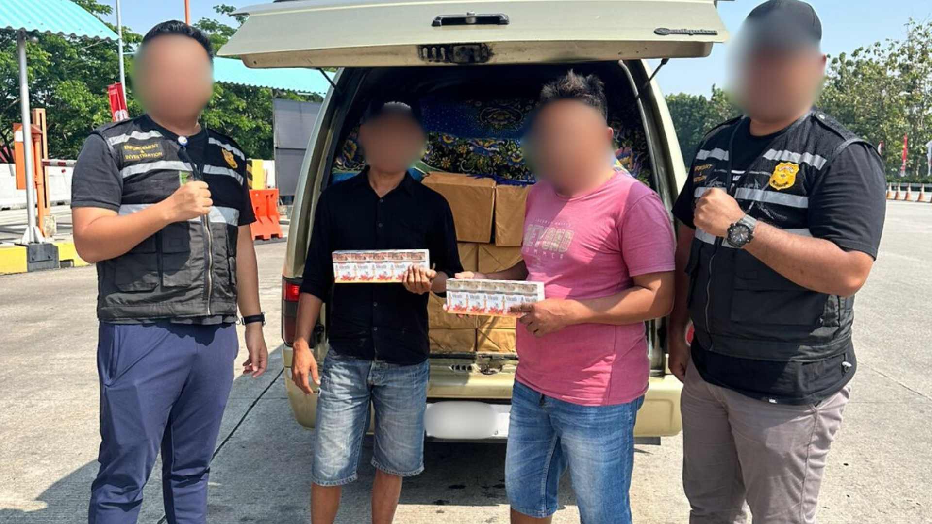 Bea Cukai Jateng DIY Gagalkan Penyelundupan 606 Ribu Batang Rokok Ilegal di Gerbang Tol Banyumanik