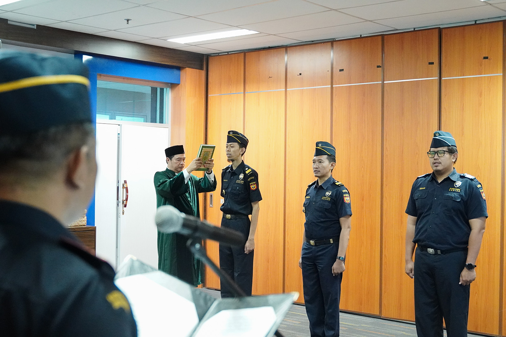 Bea Cukai Tanjung Emas Tambah Tiga Jurusita Baru 