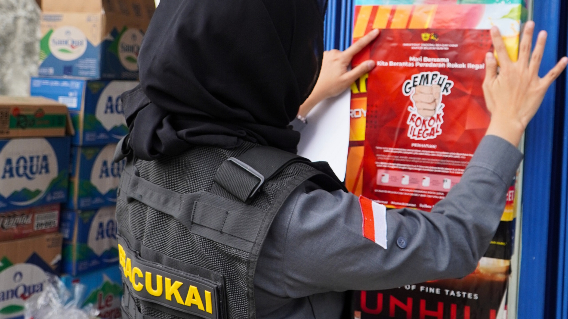 Tekan Peredaran Rokok Ilegal,  Bea Cukai Banten Gelar Operasi Pasar
