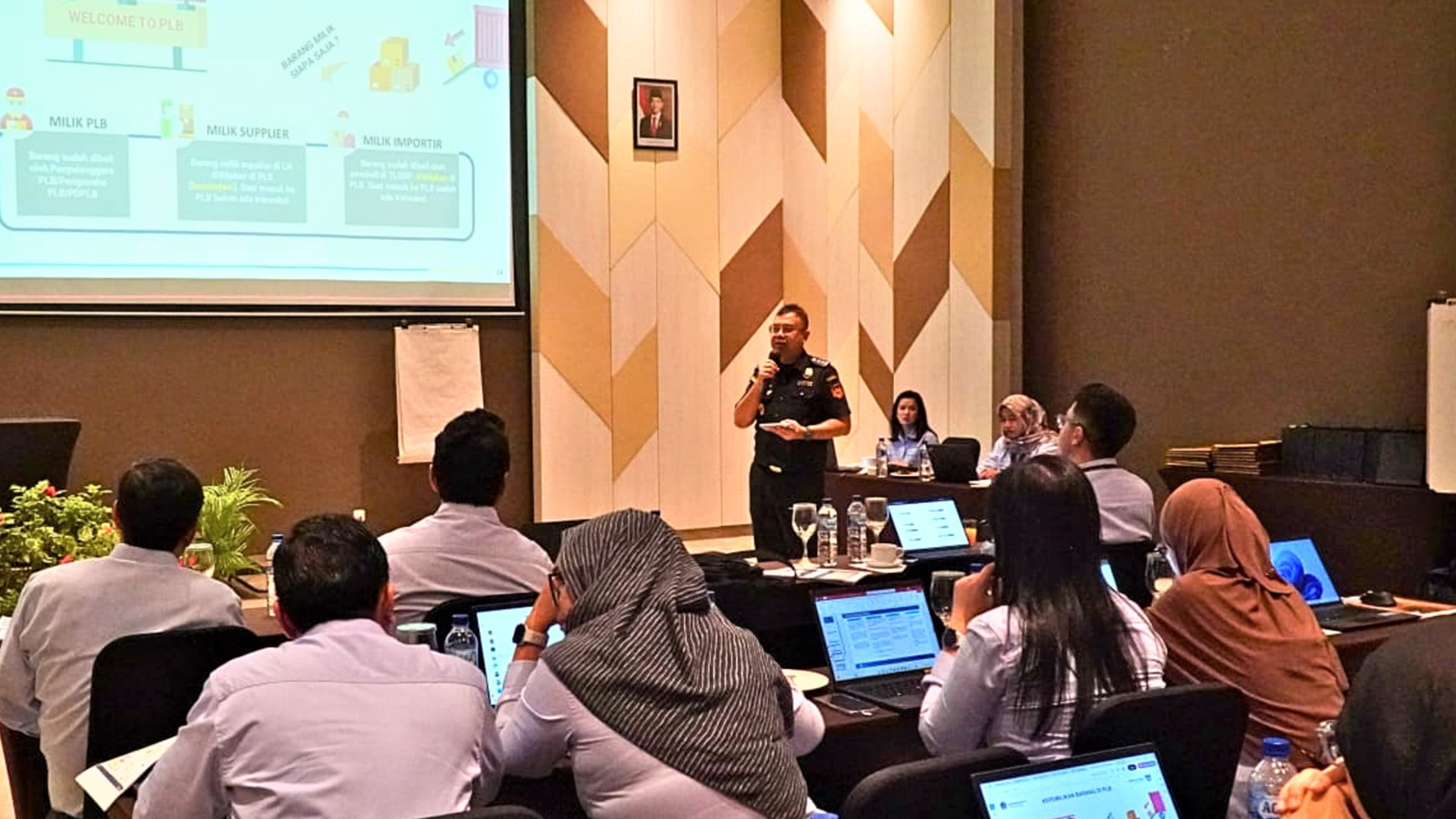 Bea Cukai Banten Dampingi PT Chandra Pelabuhan Nusantara Perdalam Tata Kelola PLB