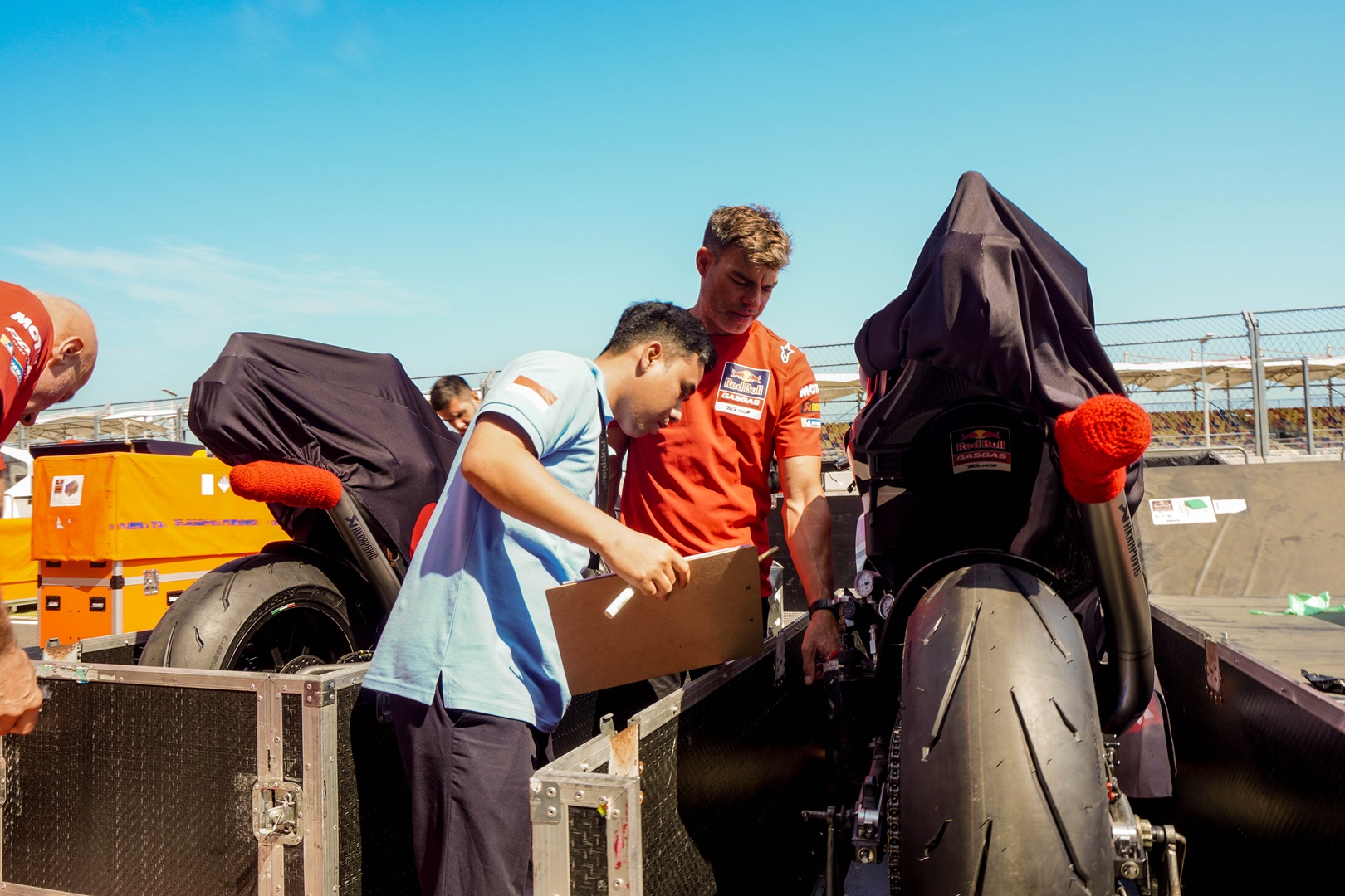 Sekitar 500 Ton Logistik MotoGP 2024 Tiba, Bea Cukai Berikan Fasilitas Kepabeanan