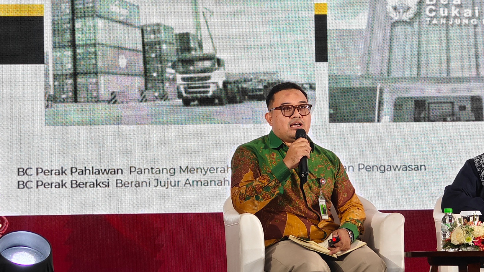 Kolaborasi BI Jatim dan Bea Cukai : Berikan Coaching Ekspor pada UMKM Festival Ekonomi Syariah