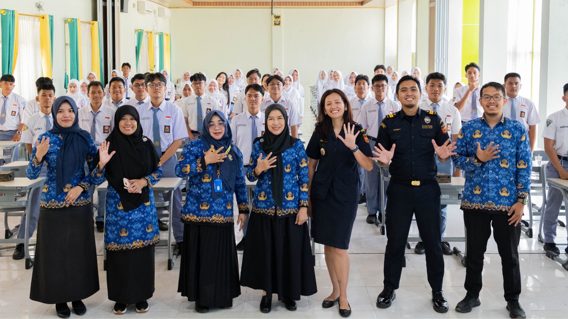 Bea Cukai Lampung Kunjungi SMA Negeri 5 Bandar Lampung Dalam Rangka Kegiatan Customs Goes To School