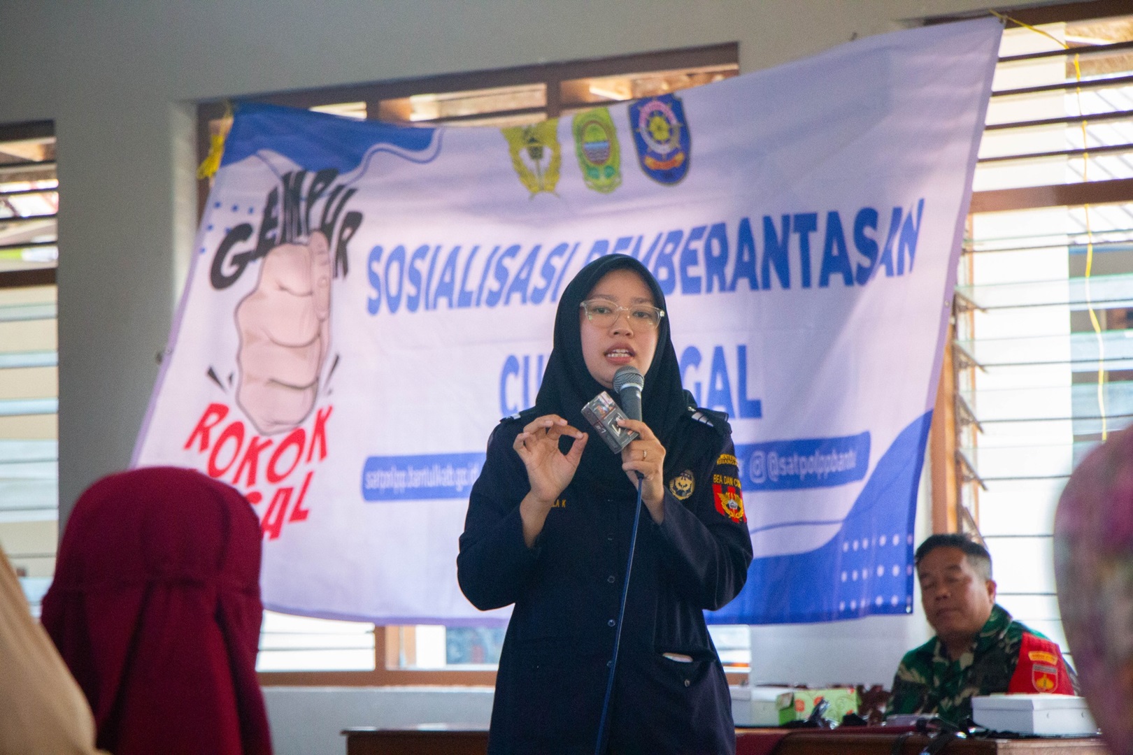EDUKASI MASYARAKAT BANTUL, MELALUI SOSIALISASI GEMPUR HASIL TEMBAKAU ILEGAL
