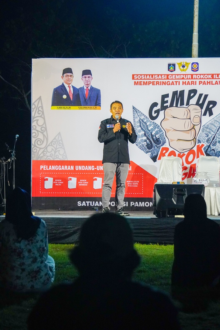 Bea Cukai Mataram Bersam Pemerintah Daerah Sosialisasi Gempur Rokok Ilegal Dalam Festival Musik dan Kesenian Wayang