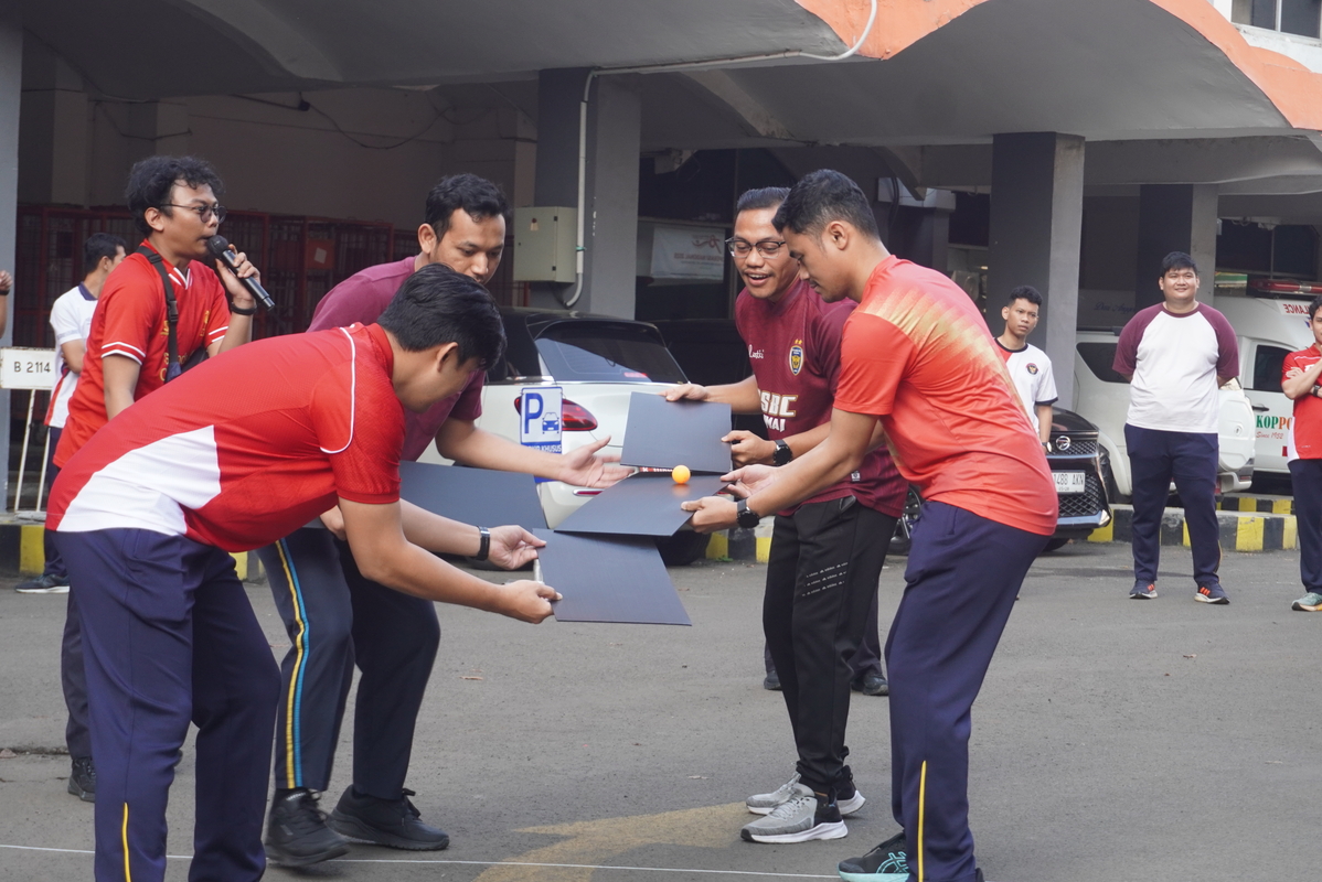 Bea Cukai Kantor Pos Pasar Baru Jalin Sinergi Antar Sesama Pegawai Melalui Perayaan HUT RI ke-80