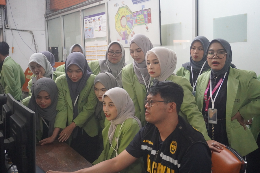 Edukasi Ketentuan Barang Kiriman Kepada Mahasiswa Universitas YARSI
