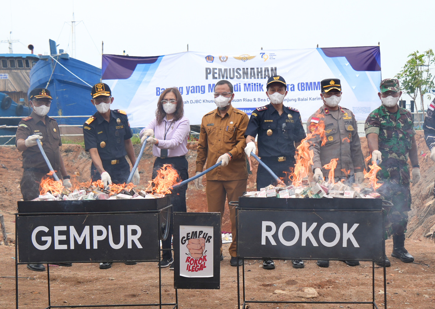 Bea Cukai TBK bersama Kanwil DJBC Khusus Kepulauan Riau Musnahkan Barang Ilehal senilai Rp5,46 Miliat