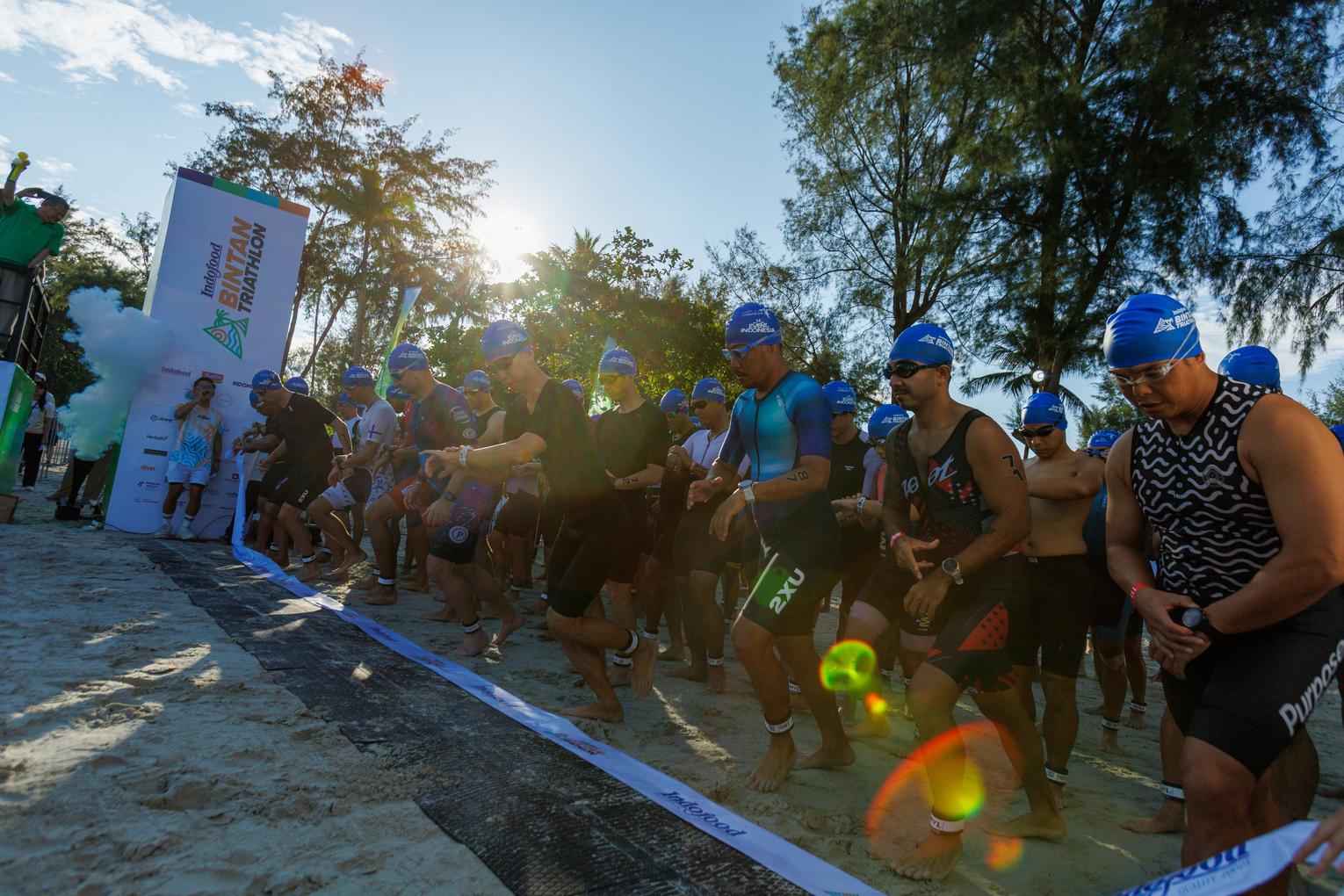 Dukungan Bea Cukai Tanjungpinang dalam Bintan Triathlon 2025
