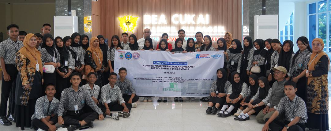 School Visit Cusoms - SMKN 11 Polewali