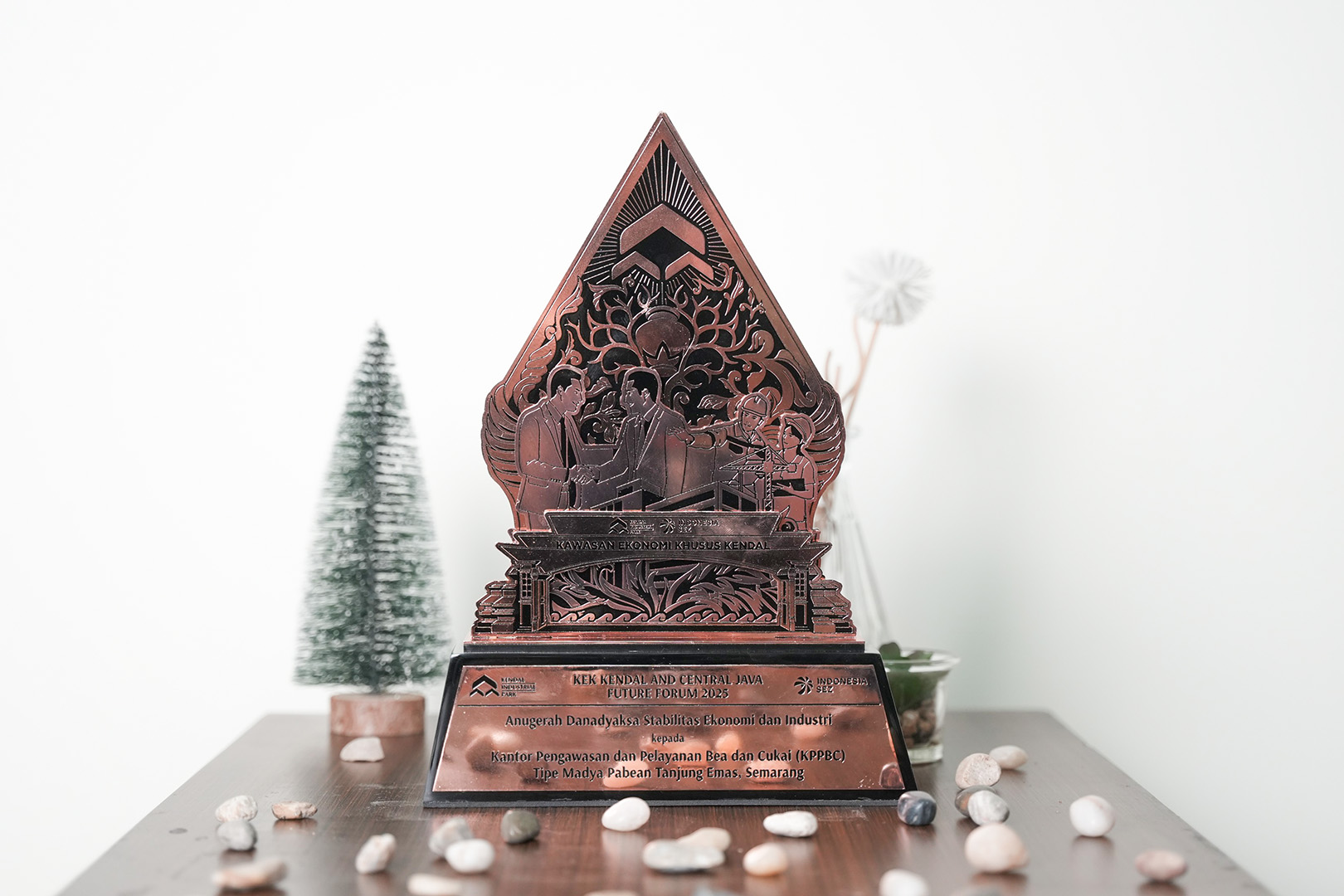 Bea Cukai Tanjung Emas Dukung Stabilitas Ekonomi dan Industri di KEK Kendal