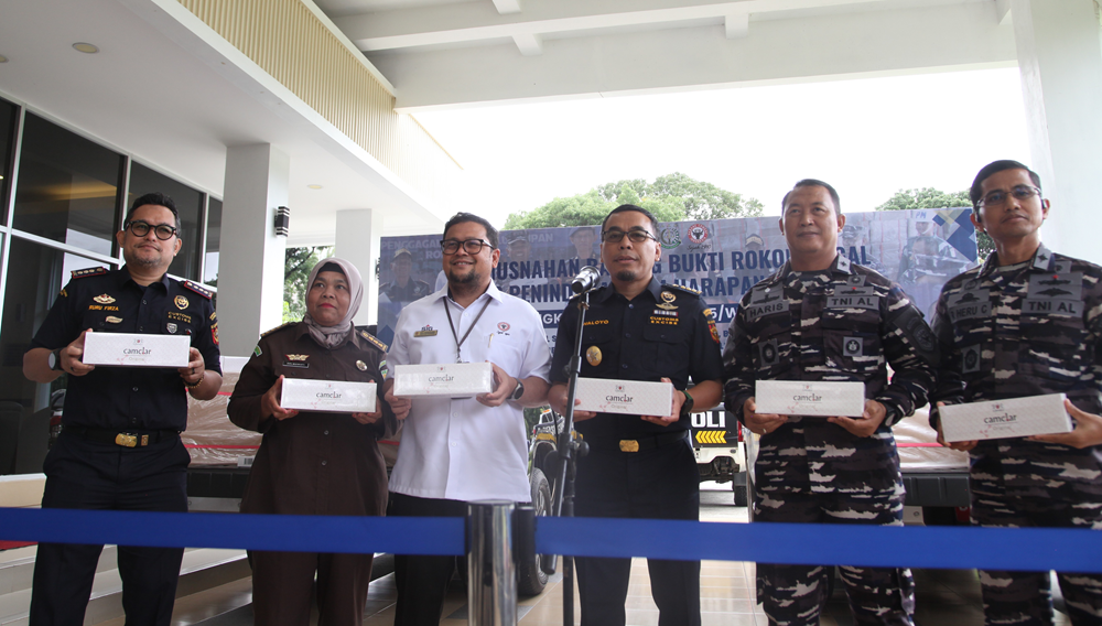 Kanwil DJBC Riau Musnahkan 25,6 Juta Batang Rokok Ilegal Senilai Rp12,8 Miliar!