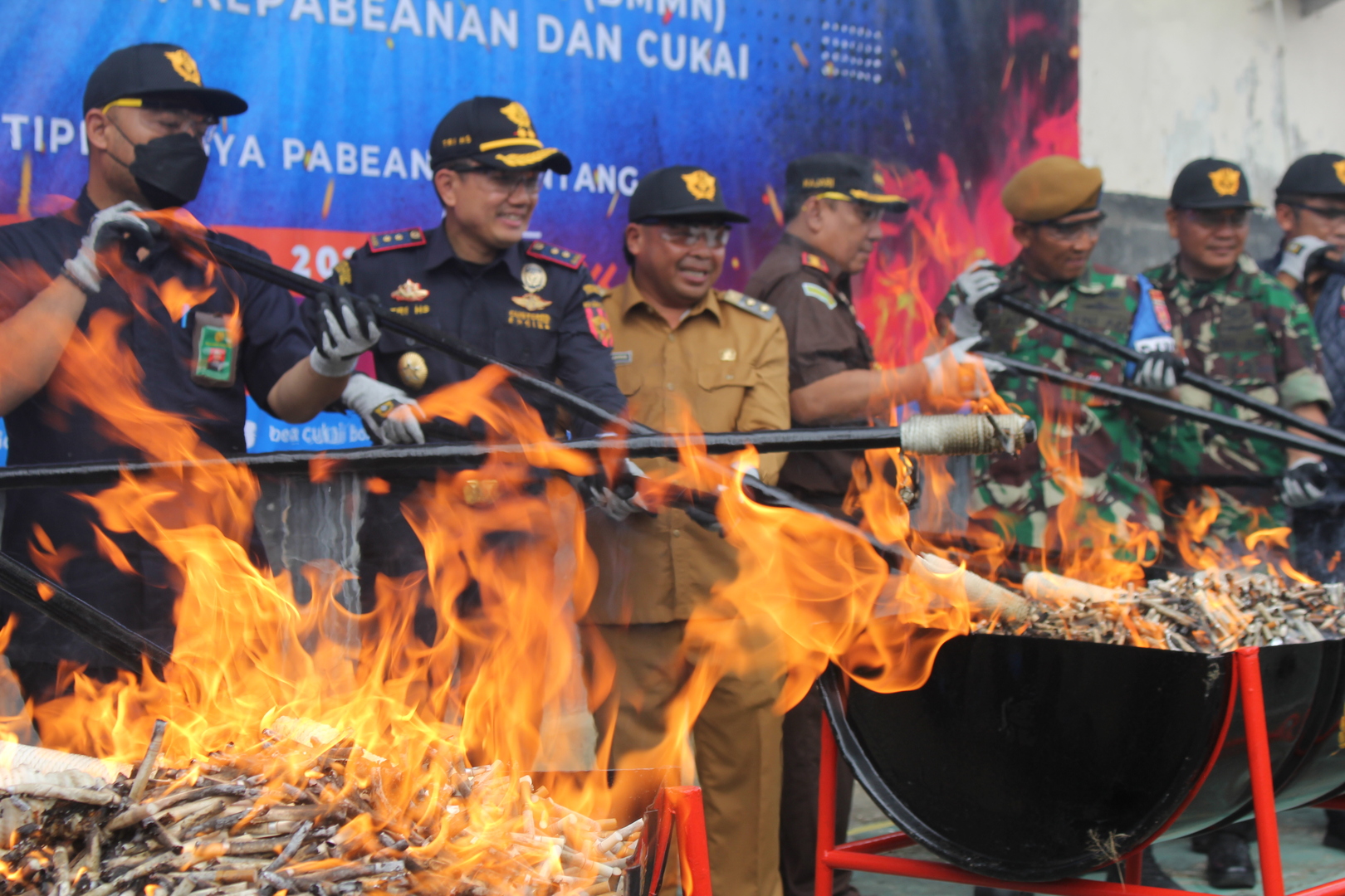 PEMUSNAHAN BARANG MENJADI MILIK NEGARA