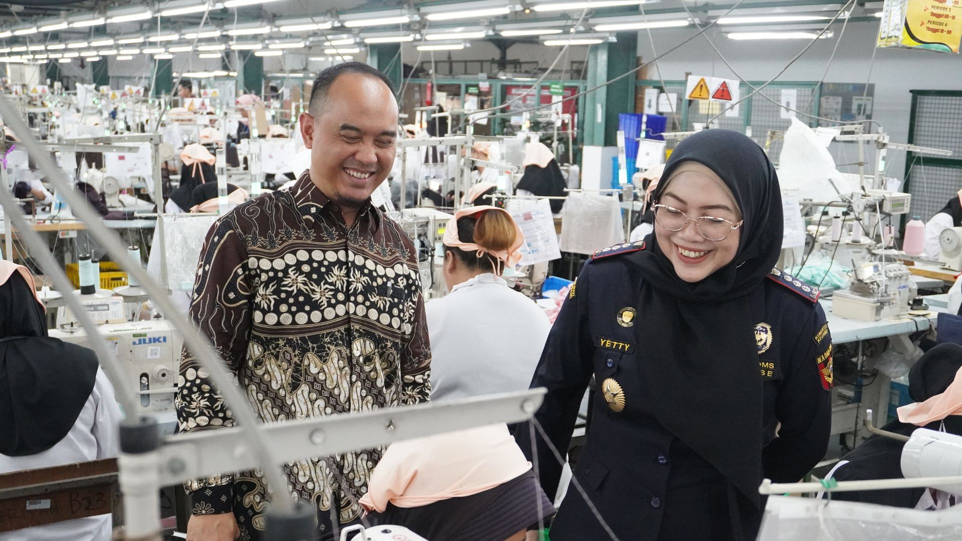 CVC Bea Cukai Surakarta Kunjungi PT Liebra Permana