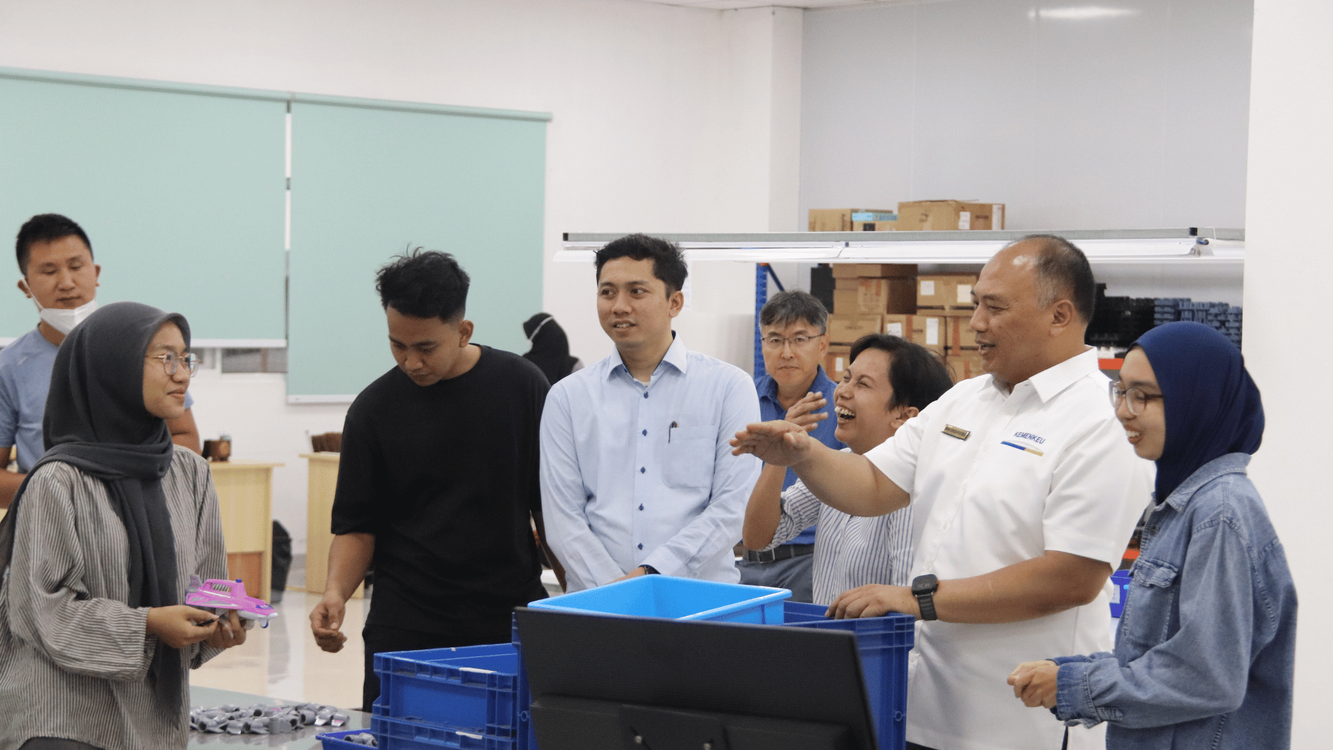 Menjaga Negeri, Menggerakkan Ekonomi: Kinerja Bea Cukai Jateng DIY Makin Kokoh Hingga Oktober 2025