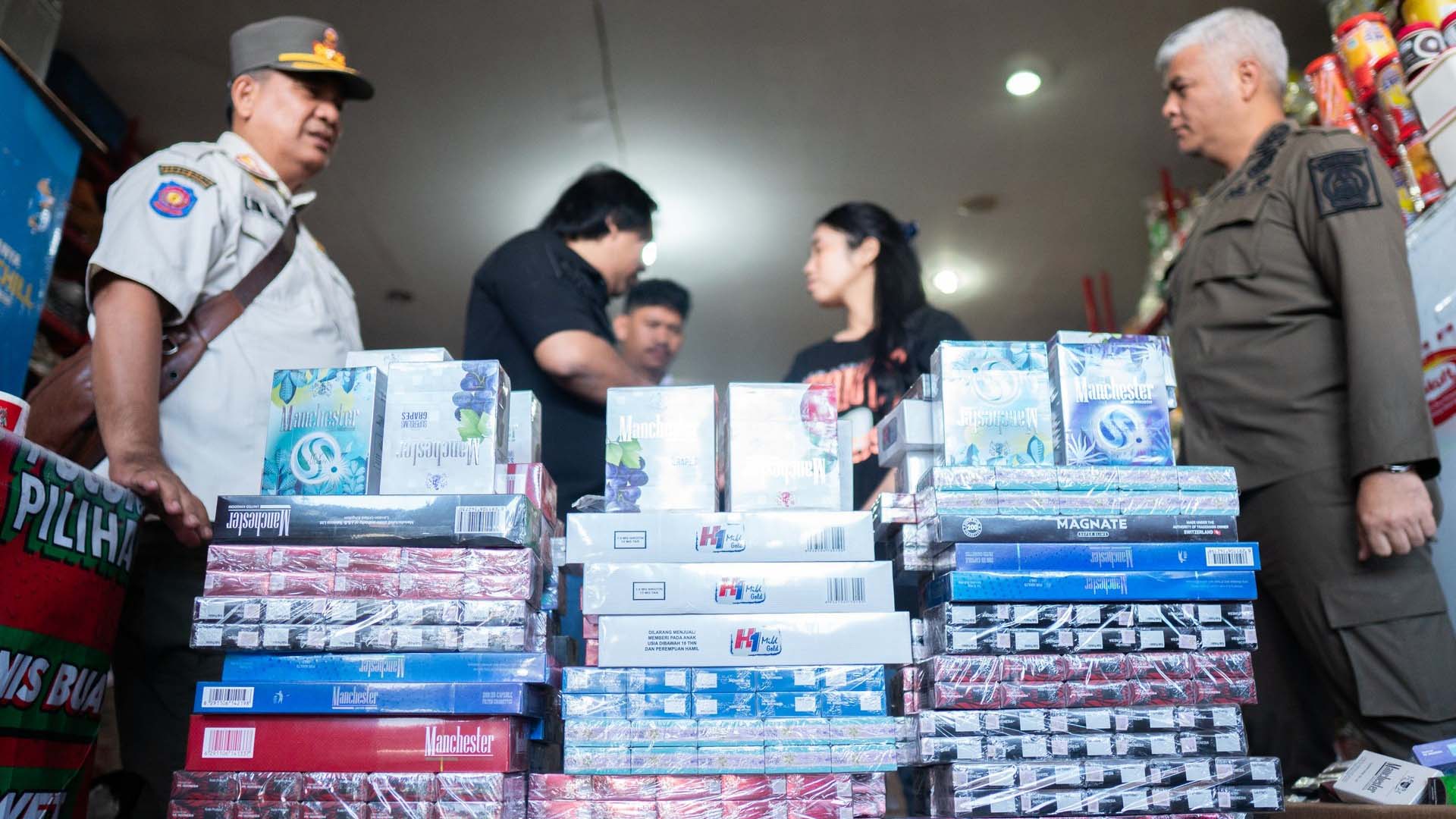 Berantas Rokok Ilegal, Bea Cukai Sumut Gelar Operasi Pasar Bersama Satpol PP