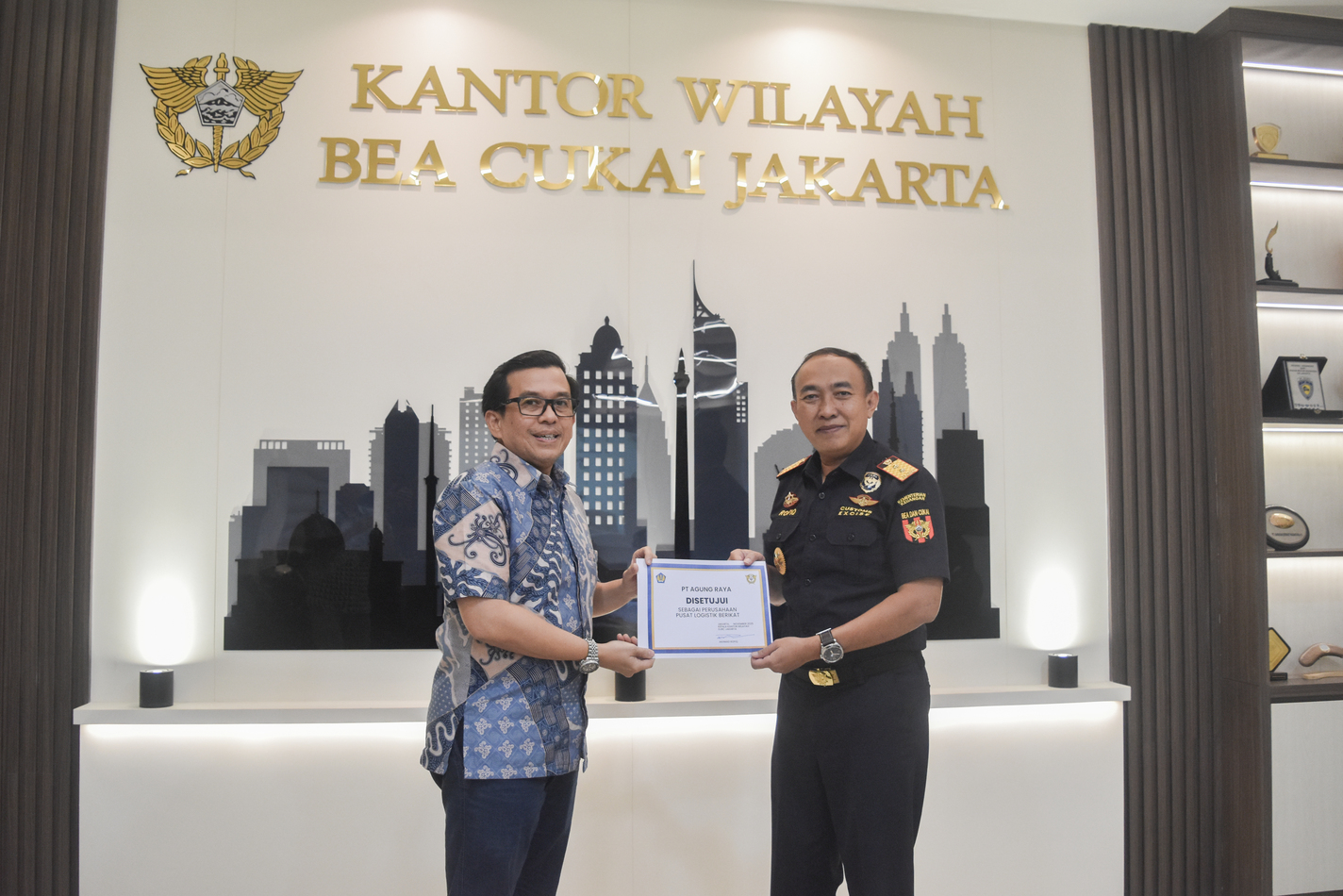 Dorong Pertumbuhan Ekonomi Melalui Kemudahan Logistik, Bea Cukai Kanwil Jakarta Beri Izin PLB