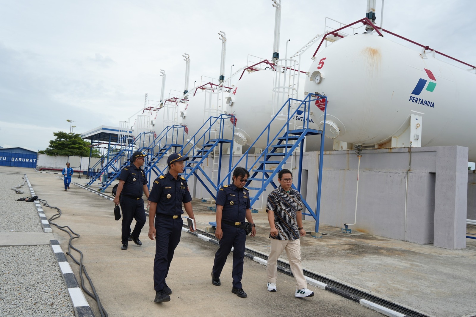 Melayani Lebih Dekat, Bea Cukai TBK Kunjungi Pengguna Jasa