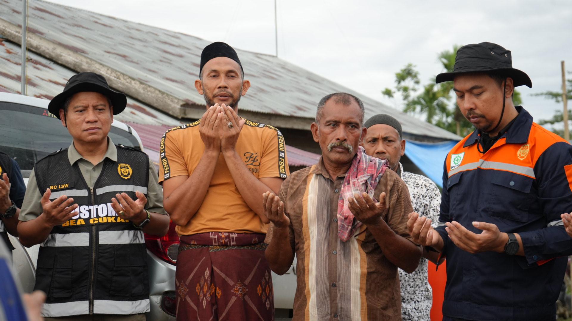 Relawan Bea Cukai Salurkan Bantuan Kemanusiaan ke Langkahan Aceh Utara