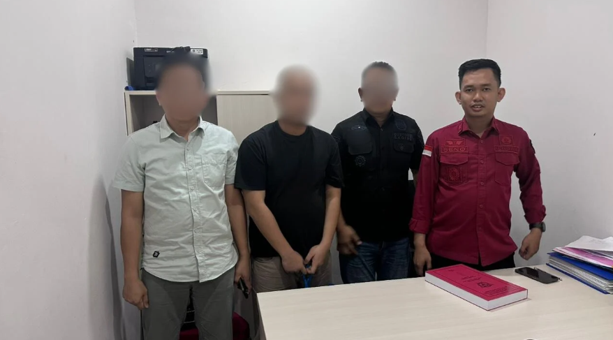 Masuk Tahap 2, Tersangka  Barang Bukti Tindak Pidana Cukai Diserahkan ke Kejaksaan Negeri Makassar