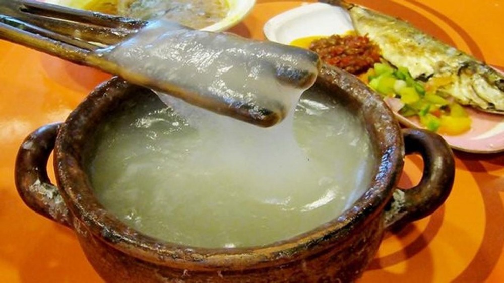 Papeda: Olahan Sagu yang Menjadi Primadona di Maluku