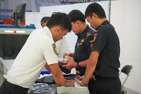 Bea Cukai Mataram Berikan Fasilitas Percepatan Pelayanan Pemberangkatan Haji Embarkasi Lombok