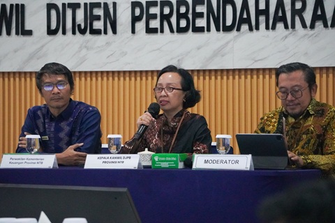 Konferensi Pers APBN Kita Perwakilan Kementerian Keuangan NTB