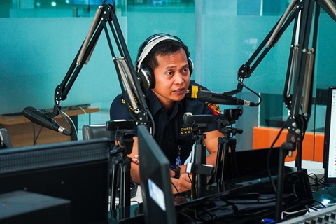 Talkshow Radio Bea Cukai Mataram Bahas Aturan Barang Bawaan Penumpang dan Waspada Penipuan Mengatasnamakan Bea Cukai