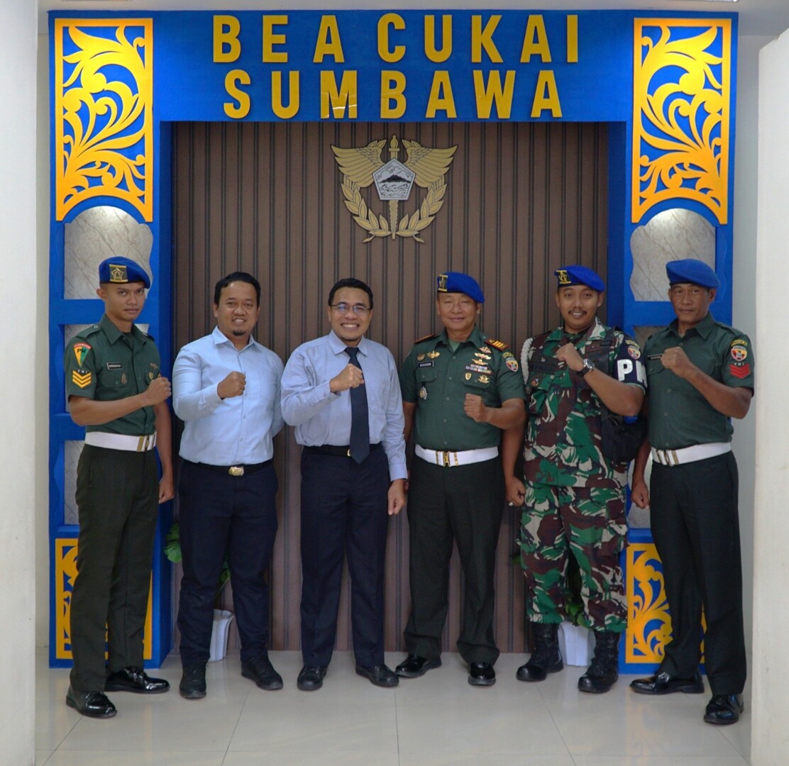 Sinergi antara Bea Cukai Sumbawa dengan Subdenpom IX/2-1 Sumbawa