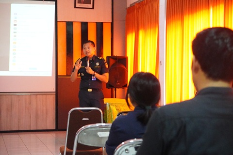 Bea Cukai Mataram Sosialisasikan Aplikasi SSm QC Ekspor