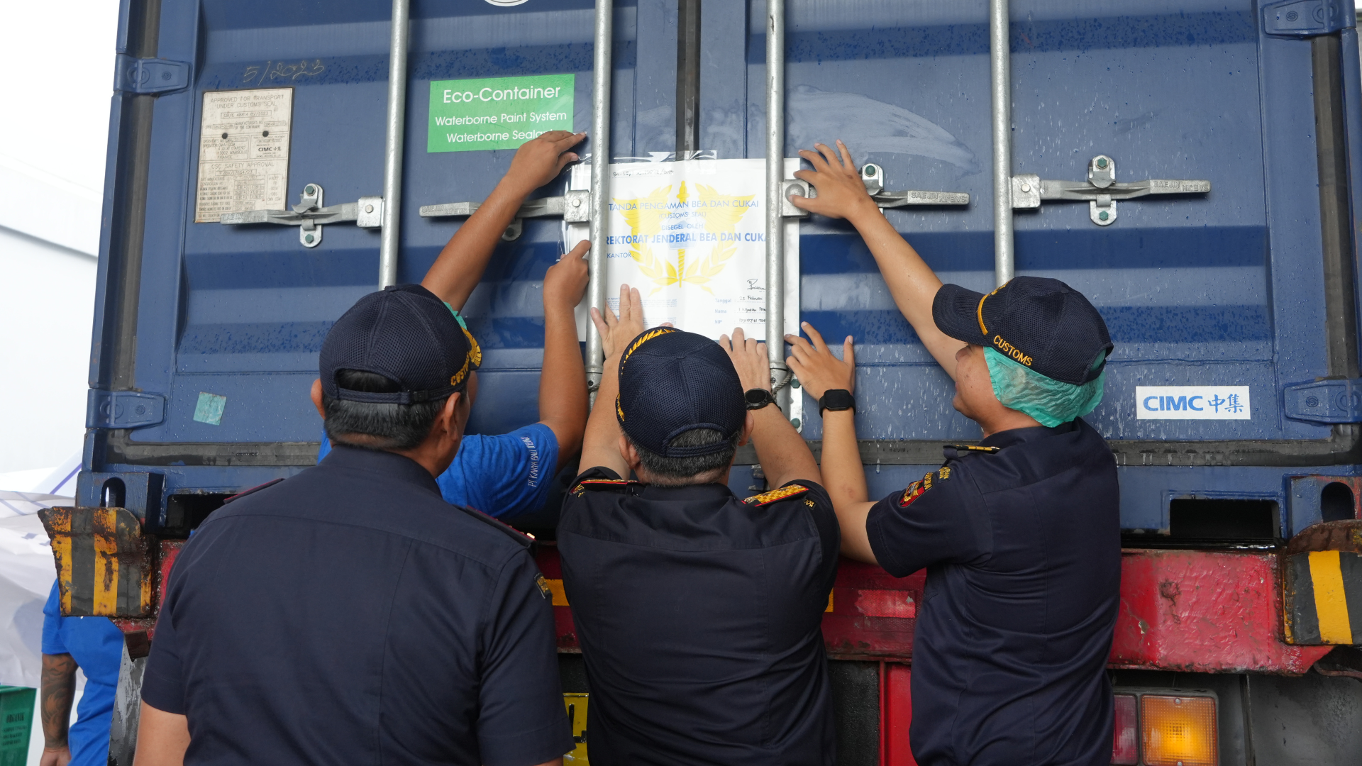 Penerima KITE Pengembalian Ekspor 21.600 botol MMEA Filipina