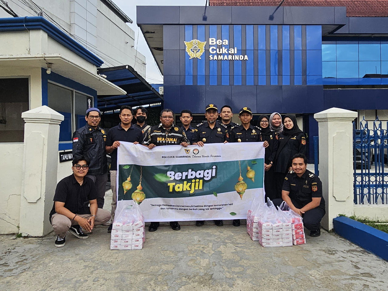 Semarakkan Ramadan, Bea Cukai Samarinda Gelar Takjil On The Road 