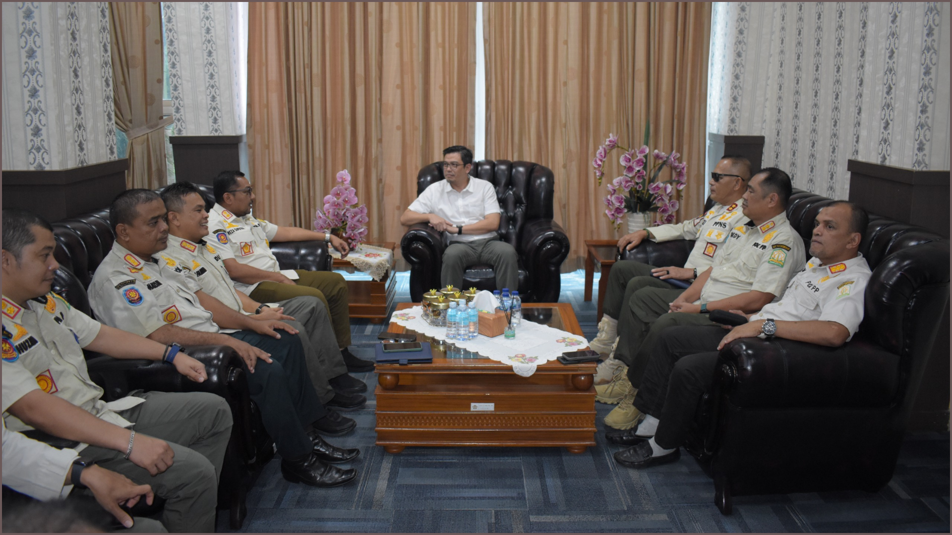 Perkuat Sinergi DBH CHT, Bea Cukai Aceh Terima Kunjungan Satpol PP Bahas Pemberantasan Rokok Ilegal