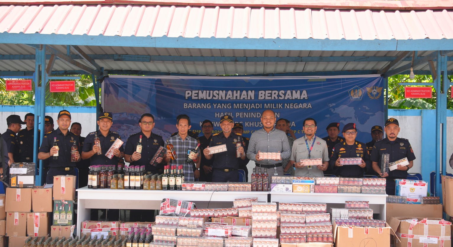 Upaya Nyata Lindungi Generasi, Bea Cukai Papua Musnahkan Barang Ilegal Senilai Rp430 Juta