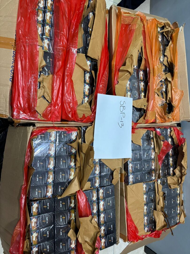 Kanwil Bea Cukai Maluku Temukan 64.000 Batang Rokok Ilegal di Paket Kiriman Asal Surabaya